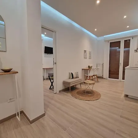 Bilocale Vicino Al Policlinico, Hesperia E Centro Storico Fibra Wi-fi