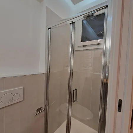 Apartment Bilocale Vicino Al Policlinico, Hesperia E Centro Storico Fibra Wi-fi Modena