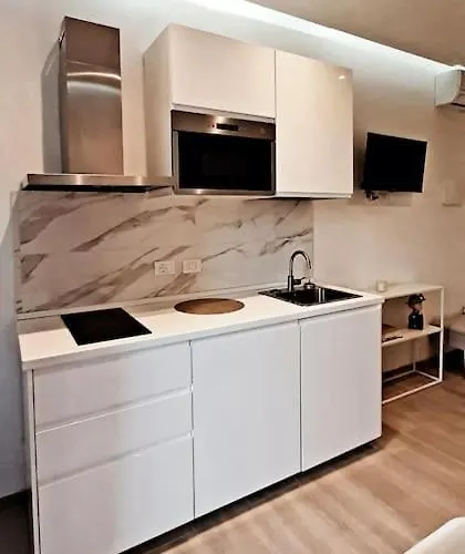 Bilocale Vicino Al Policlinico, Hesperia E Centro Storico Fibra Wi-fi * モデナ