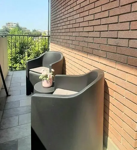 Bilocale Vicino Al Policlinico, Hesperia E Centro Storico Fibra Wi-fi アパート *